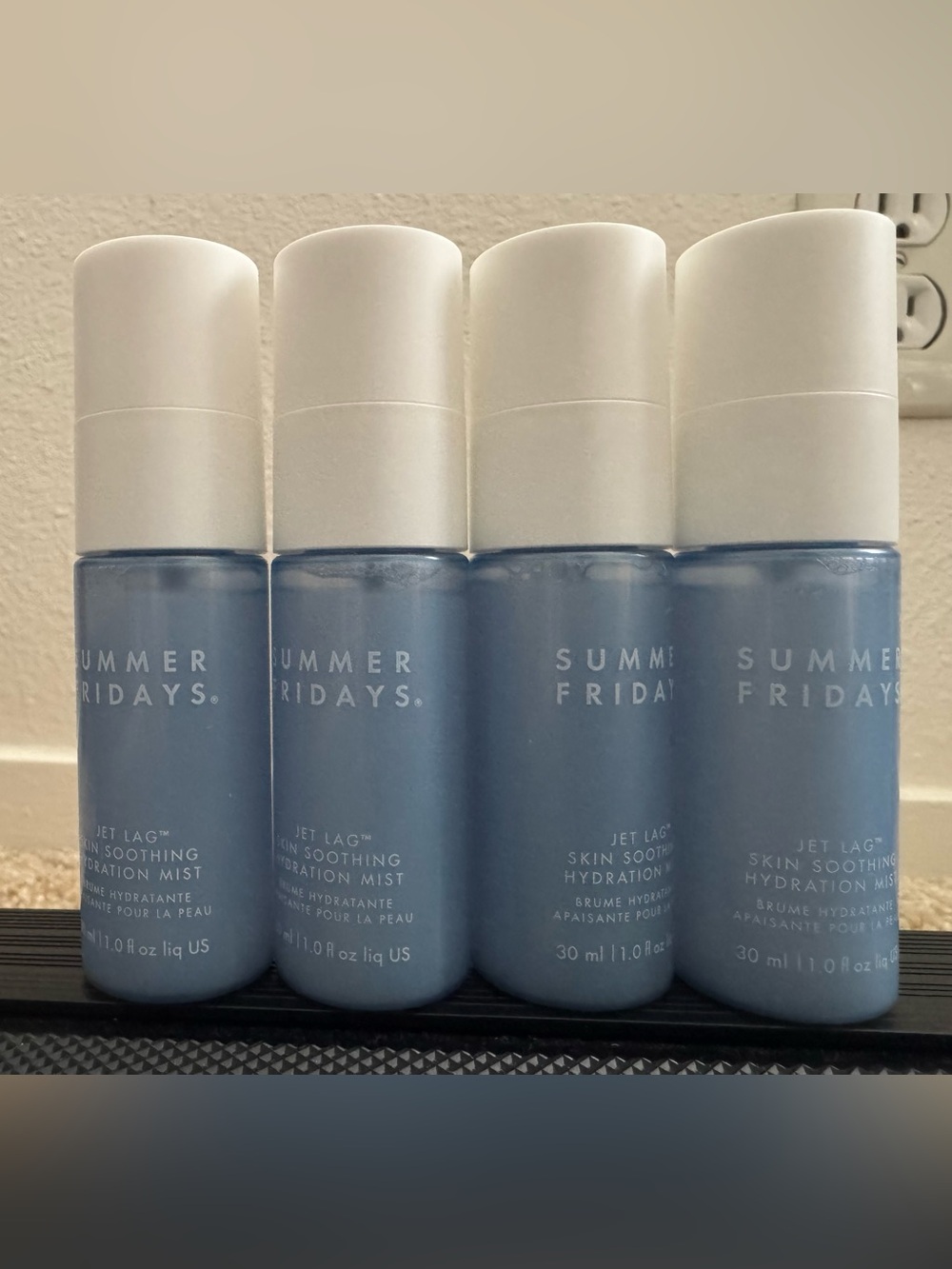 Summer Fridays Jet Lag Skin Soothing Hydration Mist - Blue & White